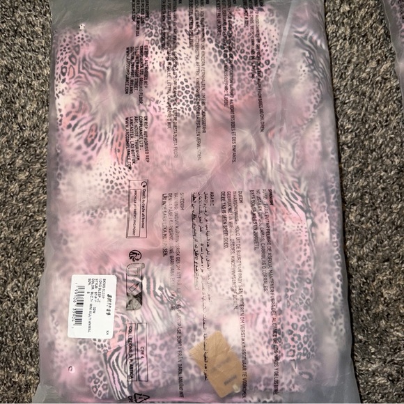 Skims long sleeve pajama set bloom size small new in bag - Picture 4 of 4